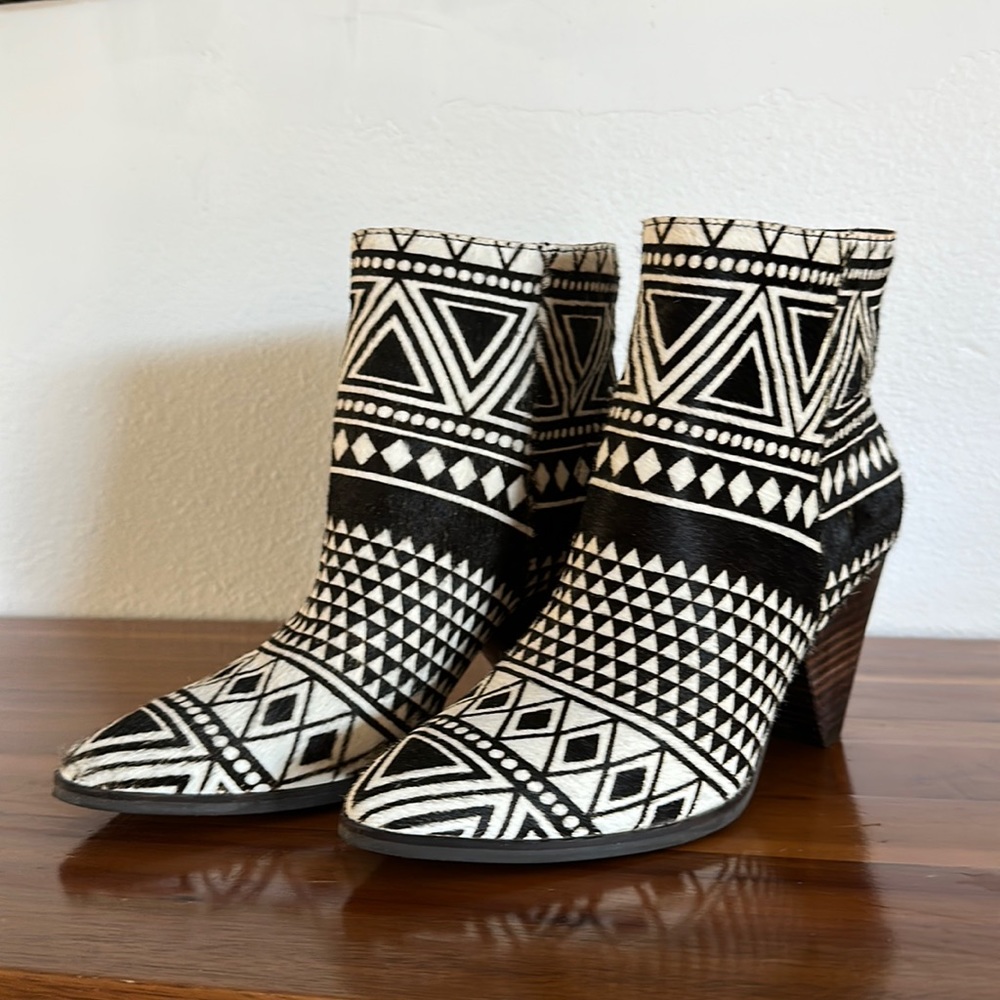 Lucky Brand Women's Munise Ankle Boot